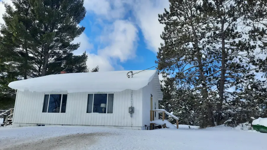 14315 Thirteen Mile Road, Bear Lake, MI 49614 - #2