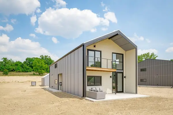 7400 Lake Solis Drive, Stevensville, MI 49127