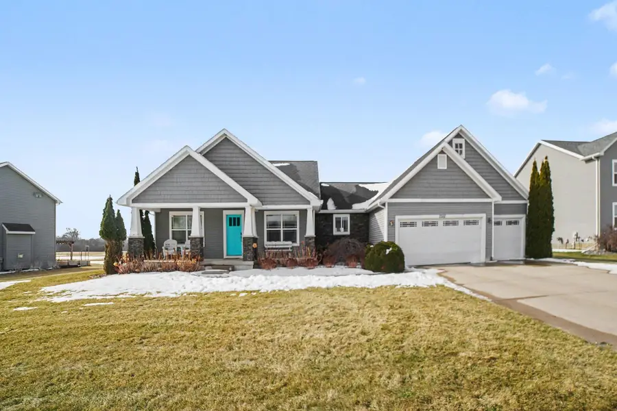 2352 Sandstone Drive, Mount Pleasant, MI 48858 - #2