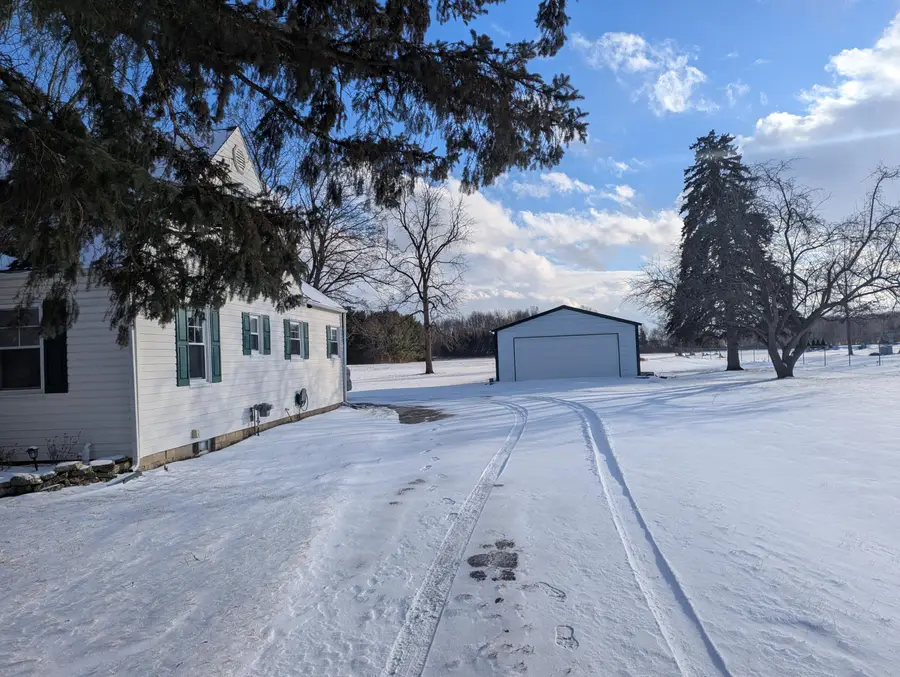 10101 Carpenter Road, Flushing, MI 48433 - #2