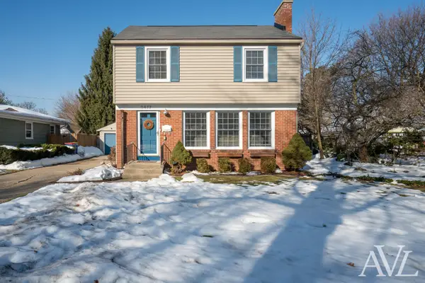 2477 Riverside Drive Ne, Grand Rapids, MI 49505