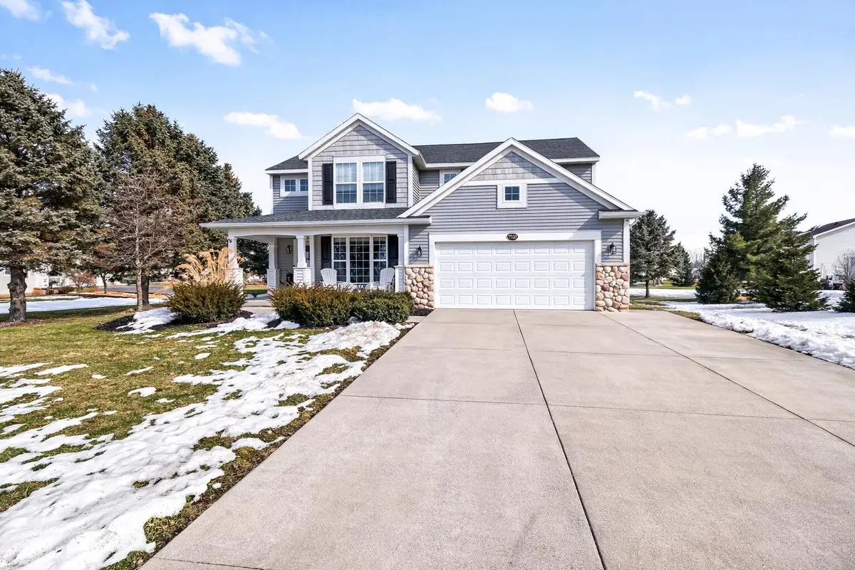 7328 Old Mission Drive Ne, Rockford, MI 49341 - #1