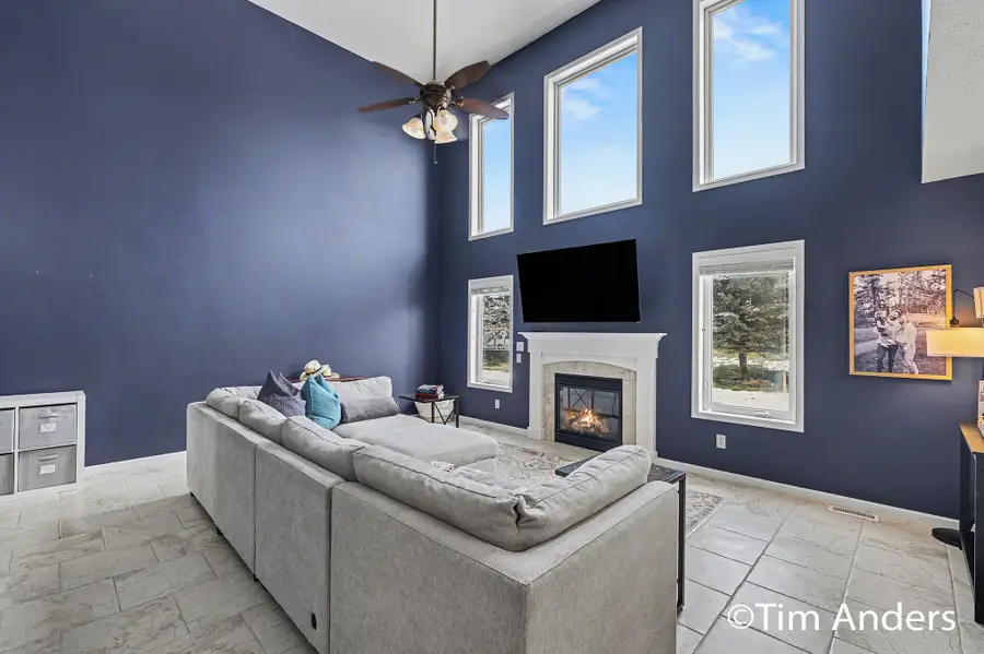 7328 Old Mission Drive Ne, Rockford, MI 49341 - #3