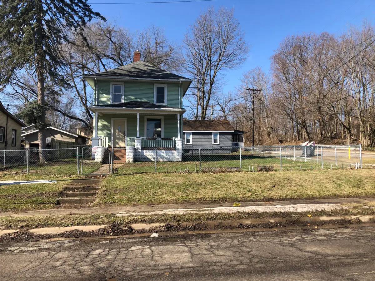 315 N Red Bud Trail N, Buchanan, MI 49107 - #1