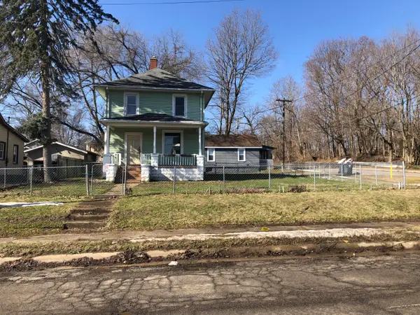 315 N Red Bud Trail N, Buchanan, MI 49107