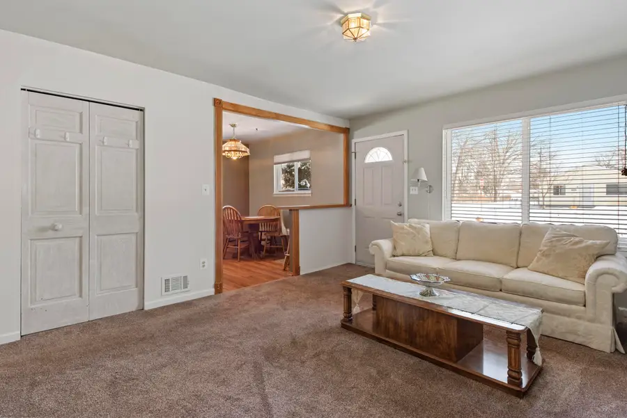 27463 Delton Street, Madison Heights, MI 48071 - #2