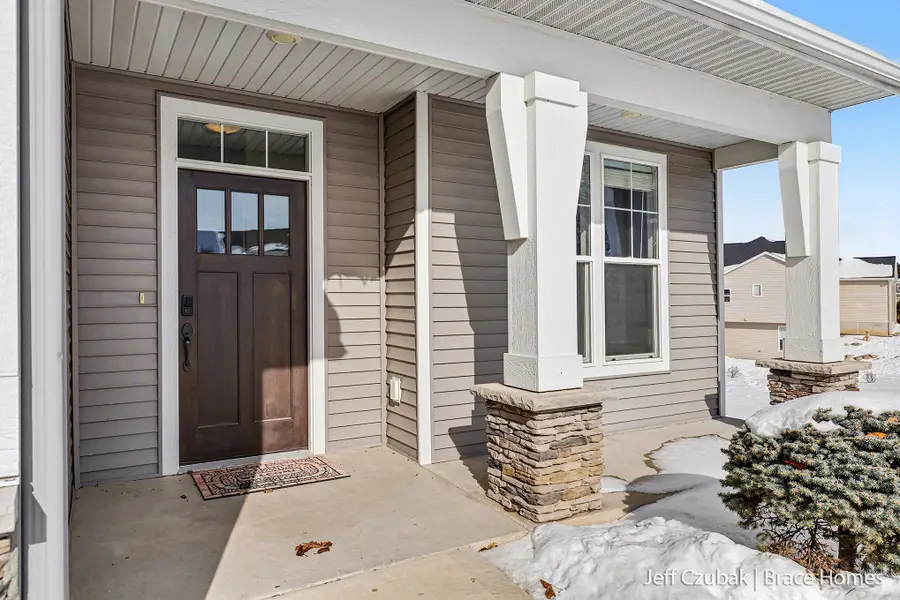 6737 Windsor Ridge Court Ne #8, Rockford, MI 49341 - #3