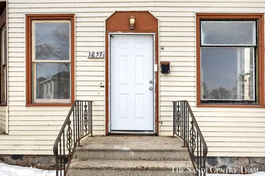 1257 3rd Street, Muskegon, MI 49441 - #3