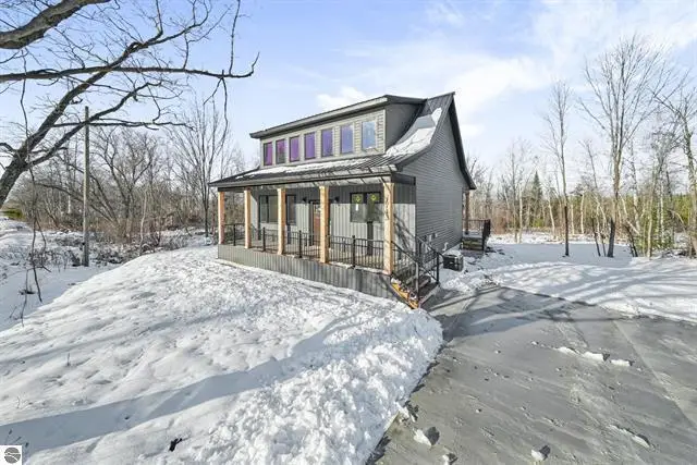 1713 Vanderlip Road, Traverse City, MI 49686 - #2