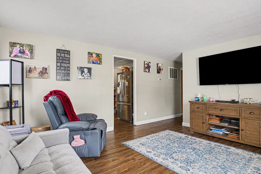 1422 Merrifield Avenue, Niles, MI 49120 - #3