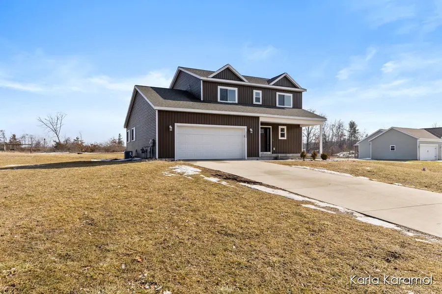 5268 N Point Drive, Pierson, MI 49339 - #3