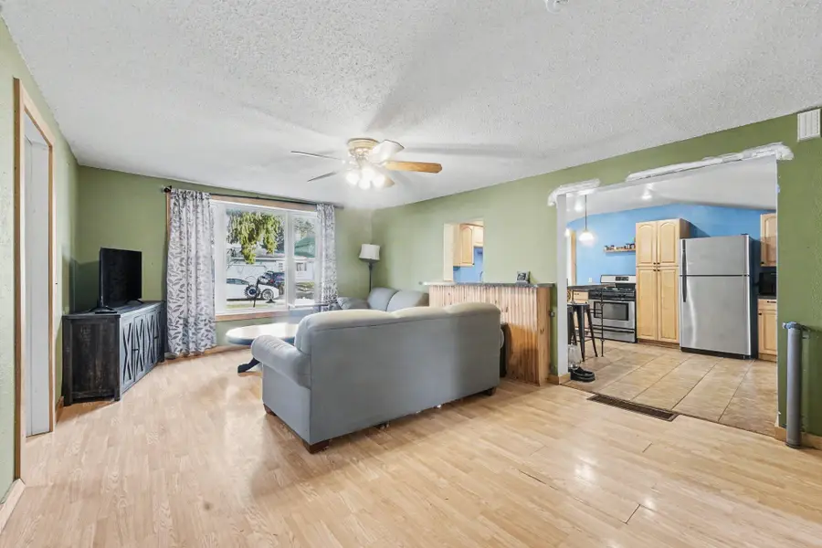 305 S 1st Street, Edmore, MI 48829 - #2