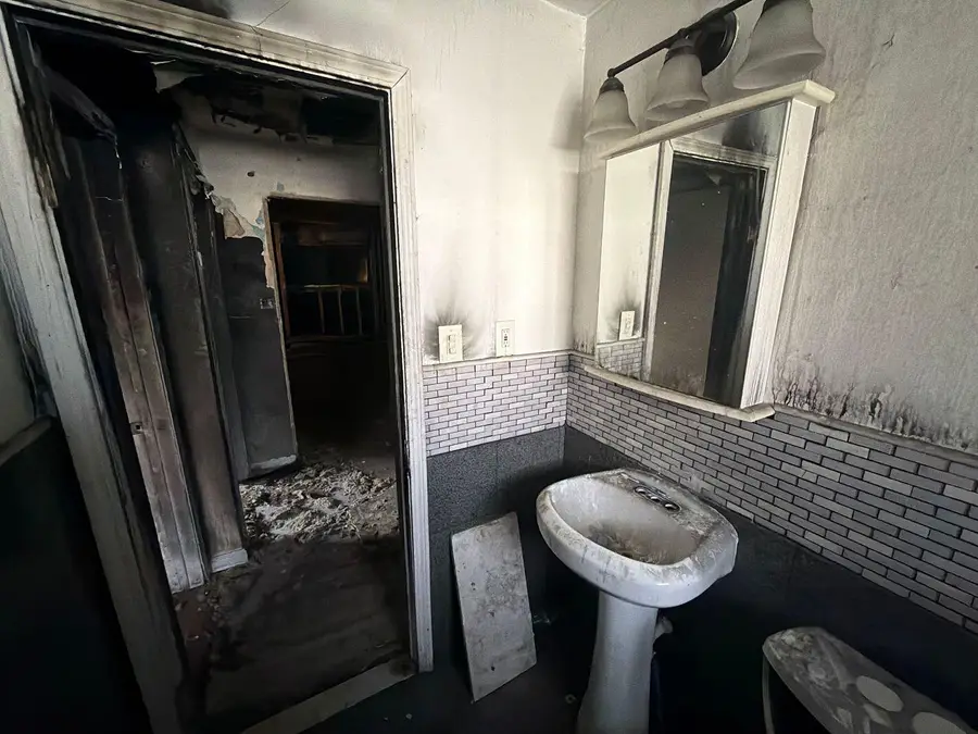 4528 Farmbrook Street, Detroit, MI 48224 - #3