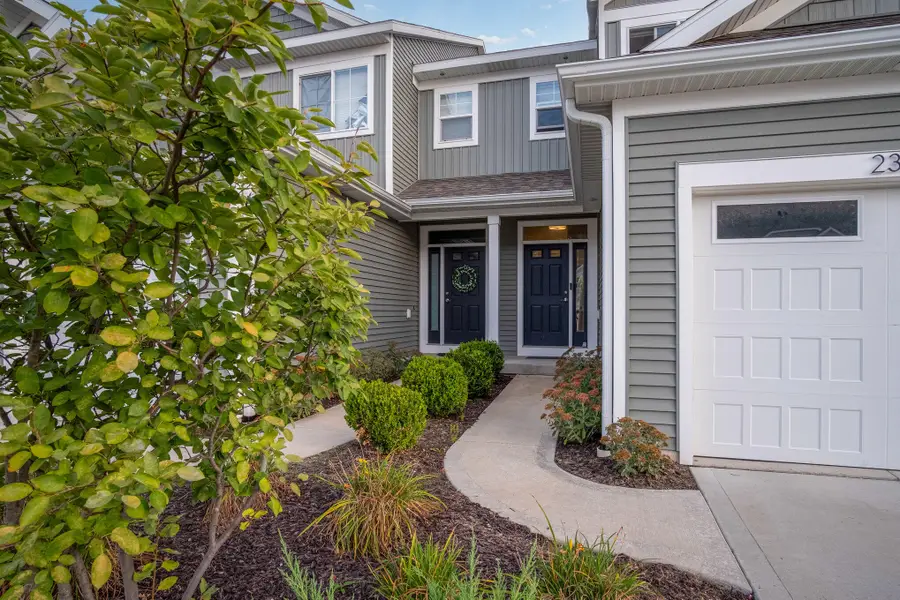 2351 Watertown Way Ne #6, Grand Rapids, MI 49505 - #2