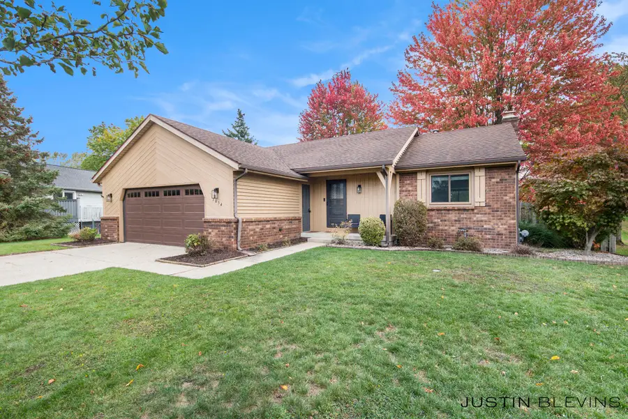 7054 Olde Farm Drive, Jenison, MI 49428 - #3