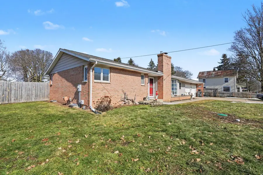 203 E Vienna Street, Schoolcraft, MI 49087 - #3