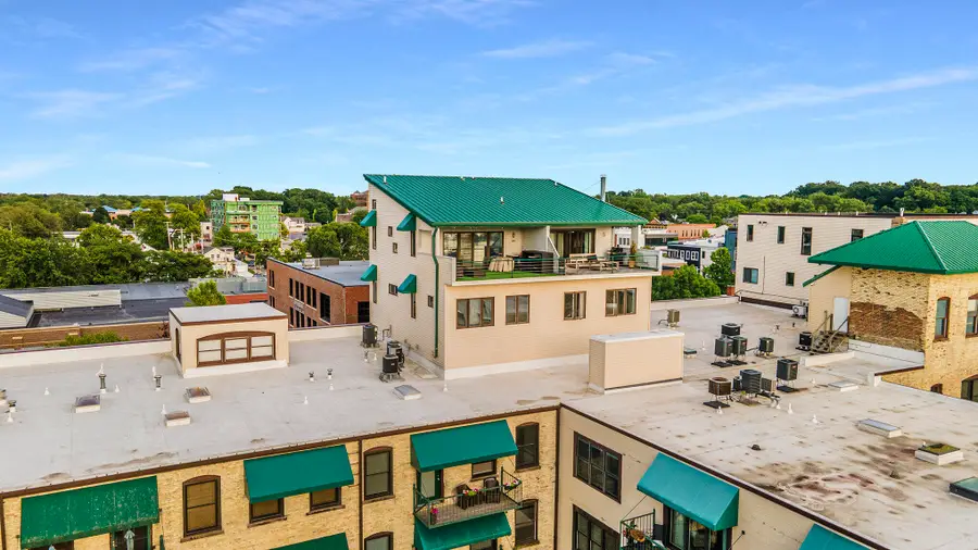 110 N Harbor #310, Grand Haven, MI 49417 - #2