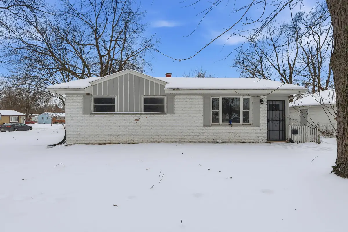 3924 Wedgewood Drive, Lansing, MI 48911 - #1