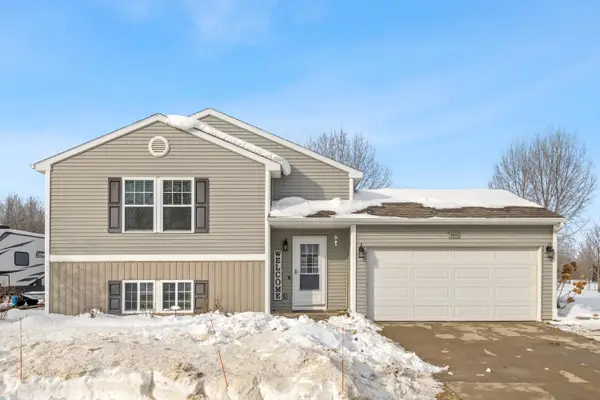 9615 Hessler Xing, Rockford, MI 49341