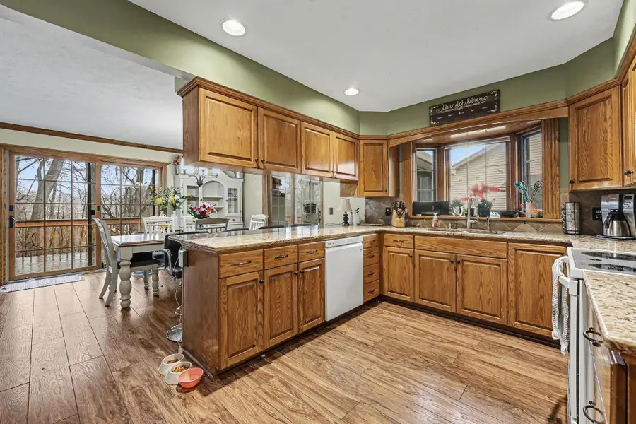 4291 Oakridge Drive Nw, Grand Rapids, MI 49534 - #2