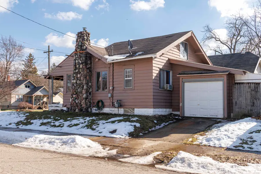 2021 Edgewood Avenue Ne, Grand Rapids, MI 49505 - #2