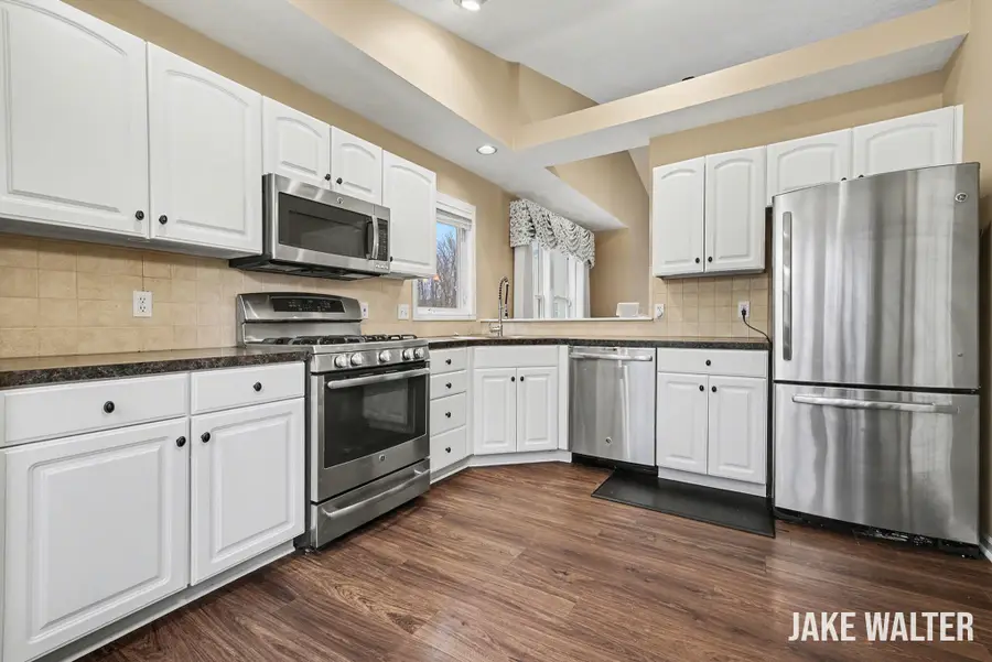 3766 Old Elm Drive Se, Grand Rapids, MI 49512 - #2