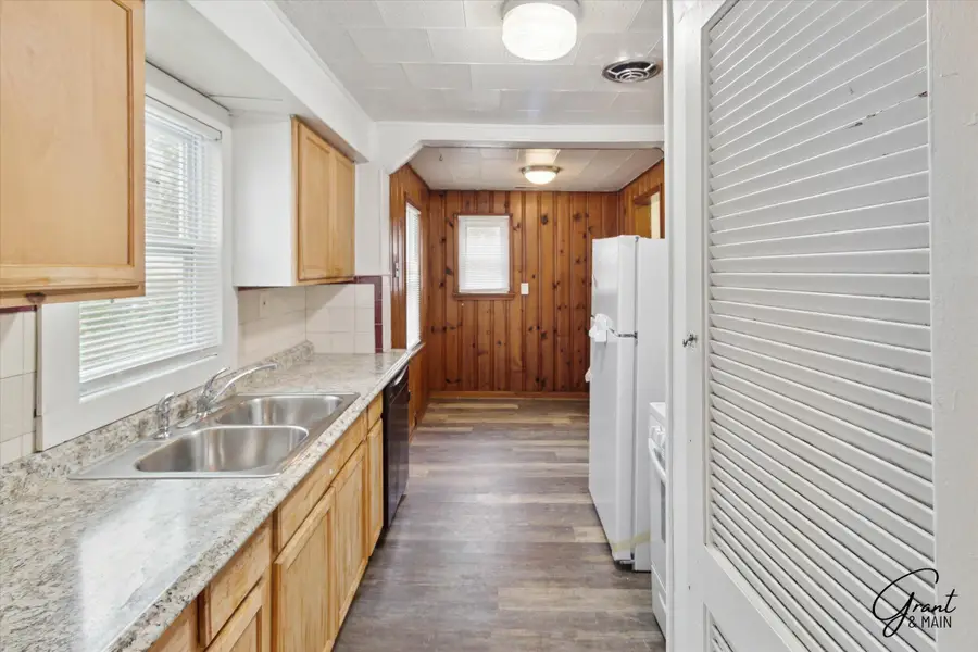 7209 Prospect Avenue, Warren, MI 48091 - #3