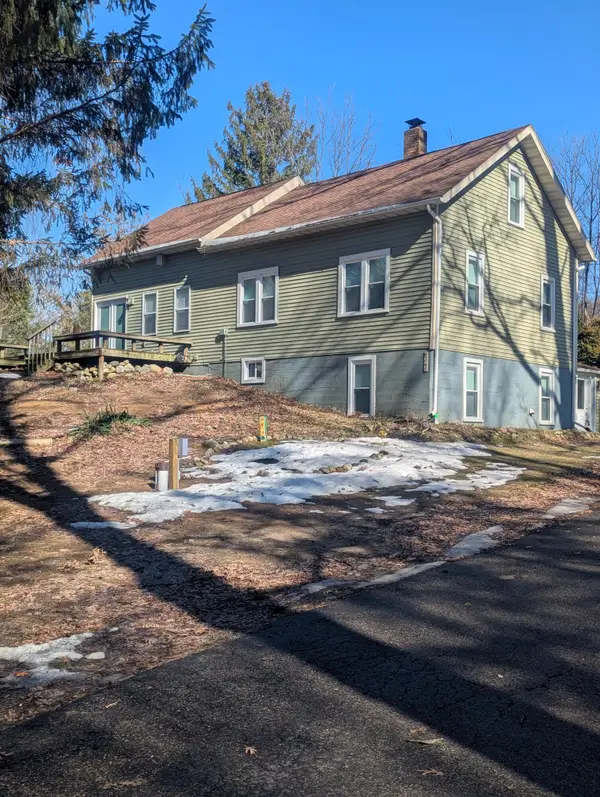 6341 Johnson Road, Coloma, MI 49038