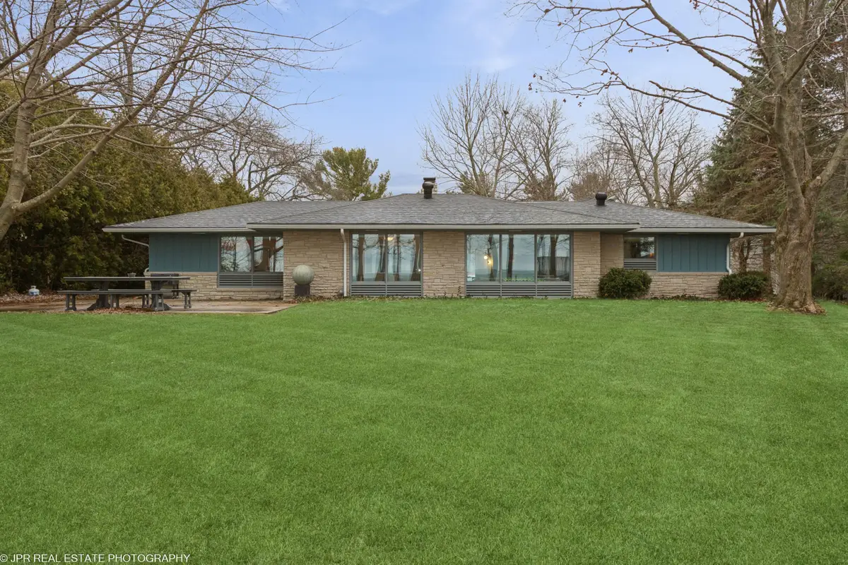 3410 N M 63, Benton Harbor, MI 49022 - #1