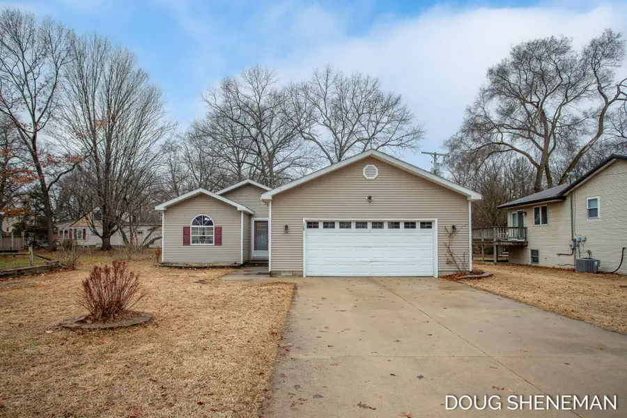 128 129th Avenue, Holland, MI 49424 - #2