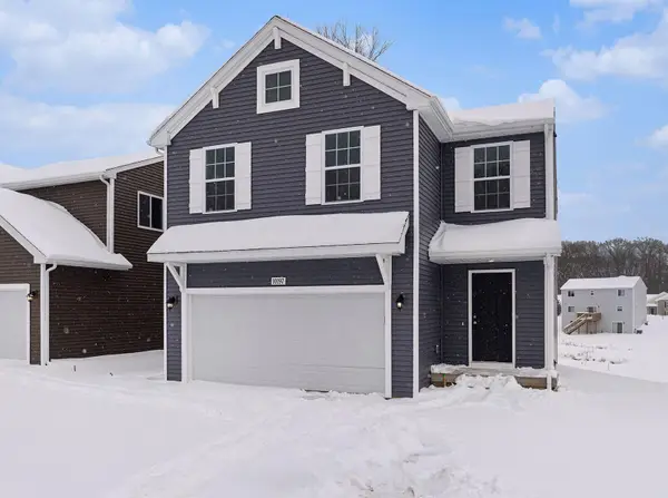 1006 Cedarwood Drive, Greenville, MI 48838