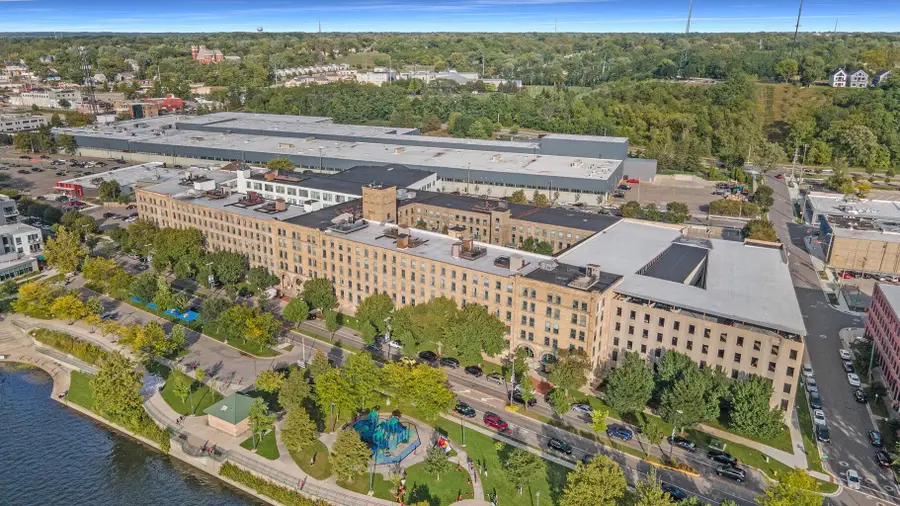 940 Monroe Avenue Nw #341, Grand Rapids, MI 49503 - #3