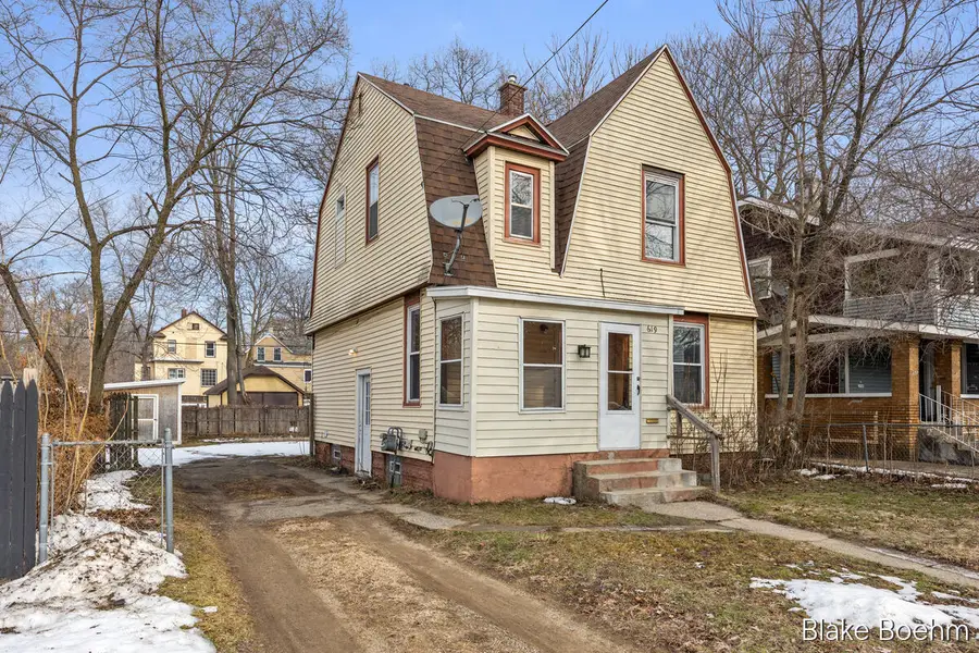 619 Oakdale Street Se, Grand Rapids, MI 49507 - #2