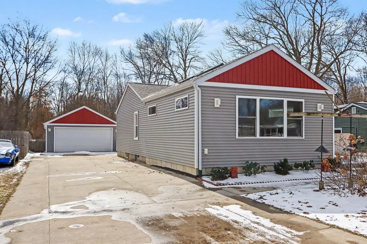 1046 Bronson Avenue, Plainwell, MI 49080 - #1