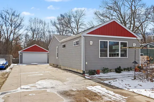 1046 Bronson Avenue, Plainwell, MI 49080
