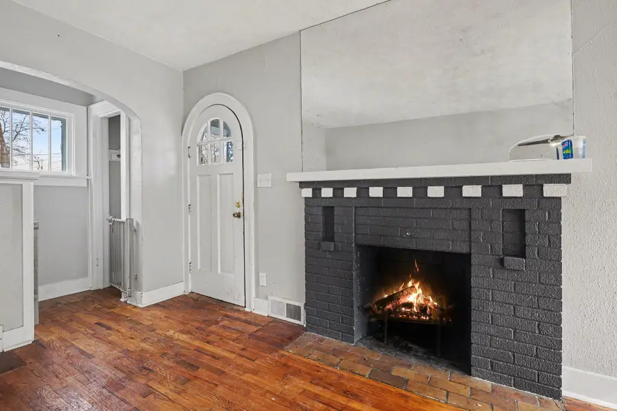 2326 S Burdick Street, Kalamazoo, MI 49001 - #2