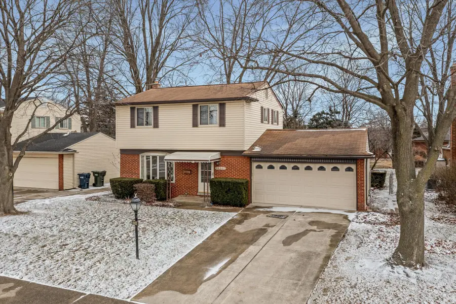 38240 Tottenham Road, Sterling Heights, MI 48312 - #2