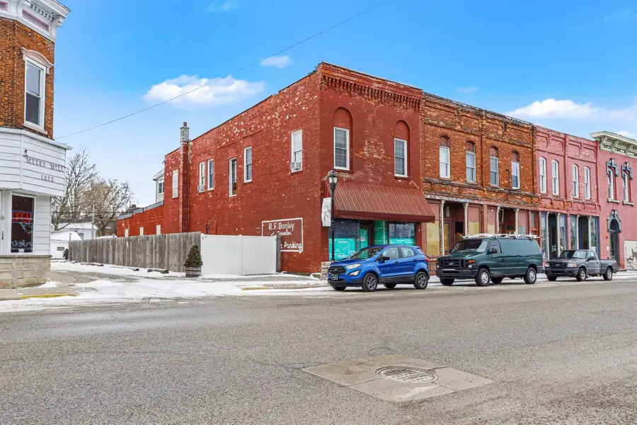 130 E Water Street, Constantine, MI 49042 - #3