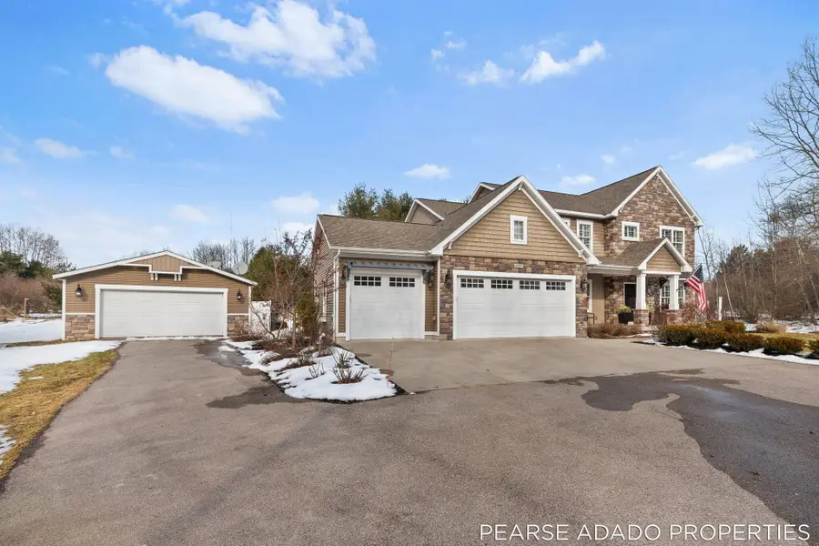 6055 15 Mile Road Ne, Cedar Springs, MI 49319 - #3