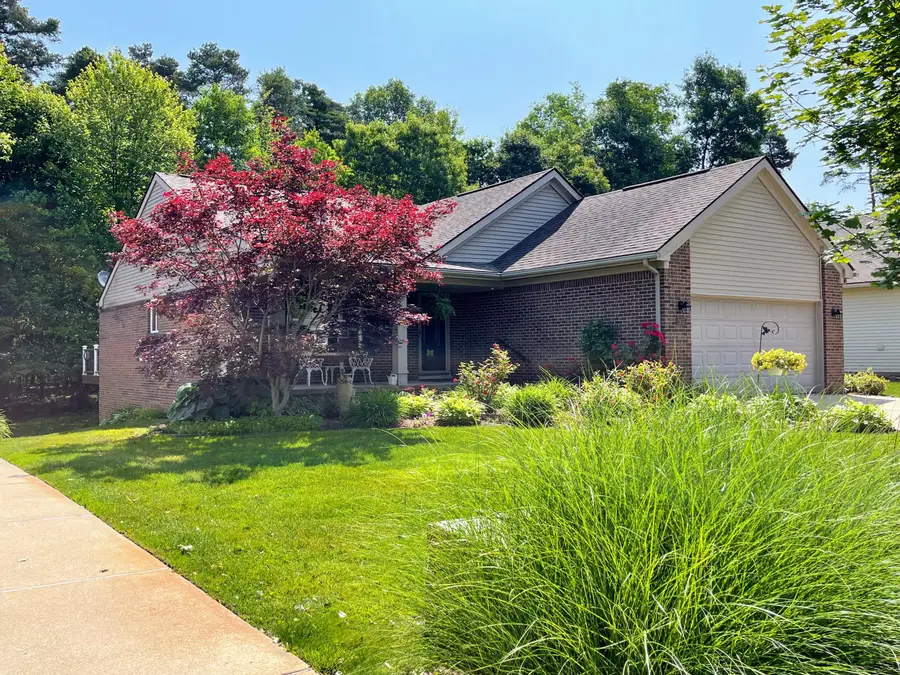 2655 Signature Circle, Pinckney, MI 48169 - #2