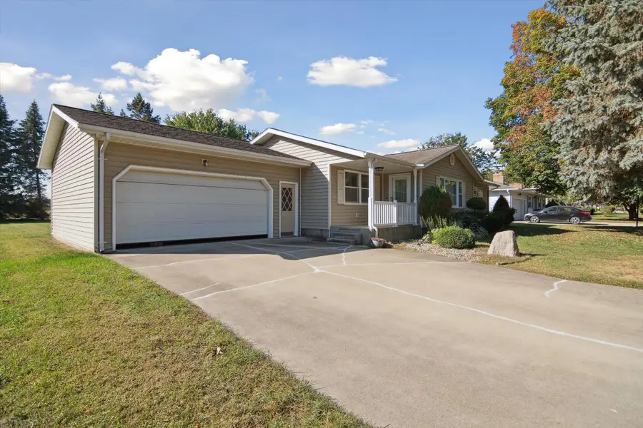 245 Lynbrook Drive, Coldwater, MI 49036 - #2