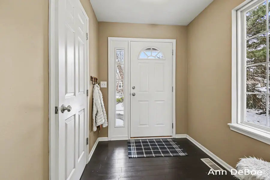 5957 E Lyn Haven Drive Se, Grand Rapids, MI 49512 - #3