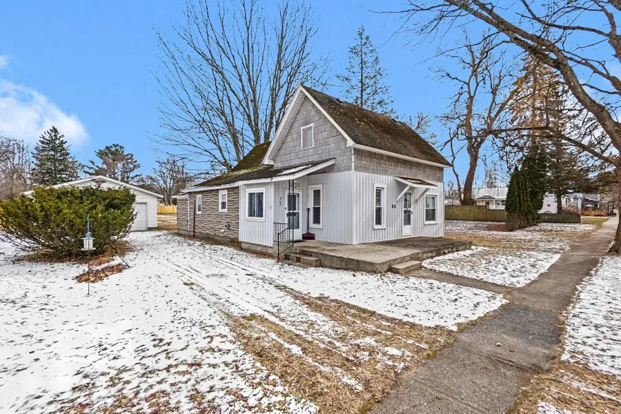 307 Orton Street, Howard City, MI 49329 - #2