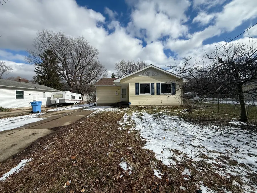 1632 Ohio Avenue, Lansing, MI 48906 - #2