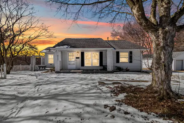 60 Griswold Street, Hillsdale, MI 49242