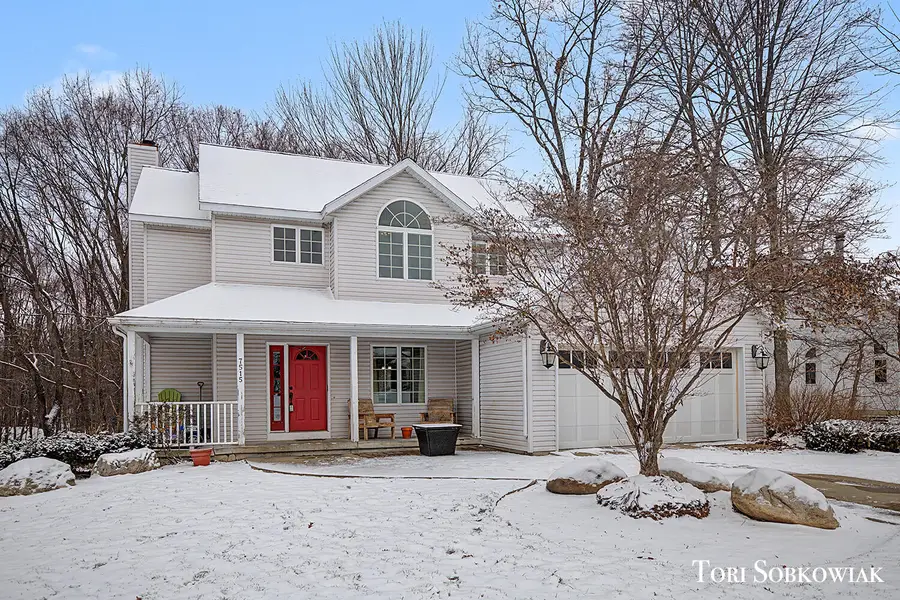 7515 Las Palmas Drive Ne, Rockford, MI 49341 - #2