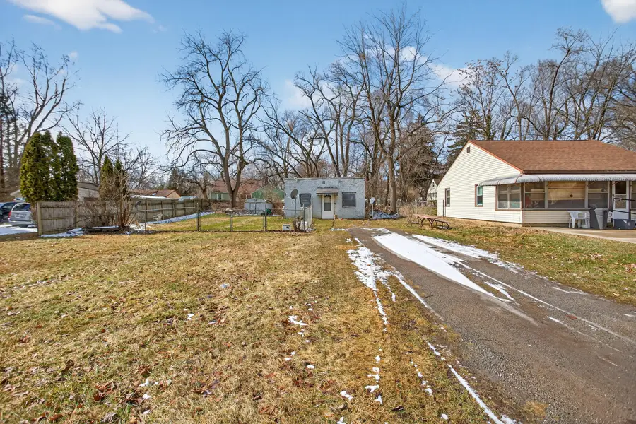 310 21st Street, Jackson, MI 49203 - #2