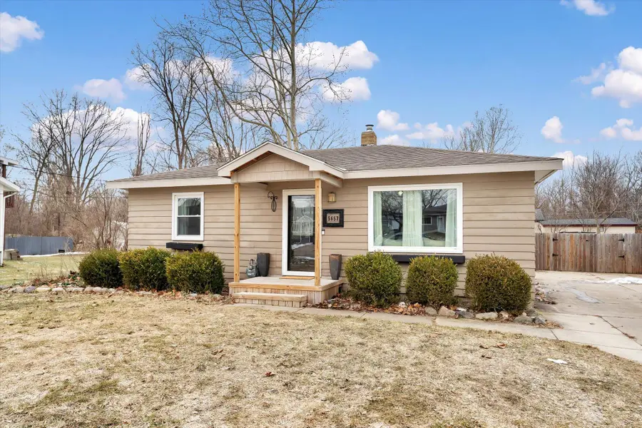 5657 Averill Avenue Sw, Grand Rapids, MI 49548 - #2