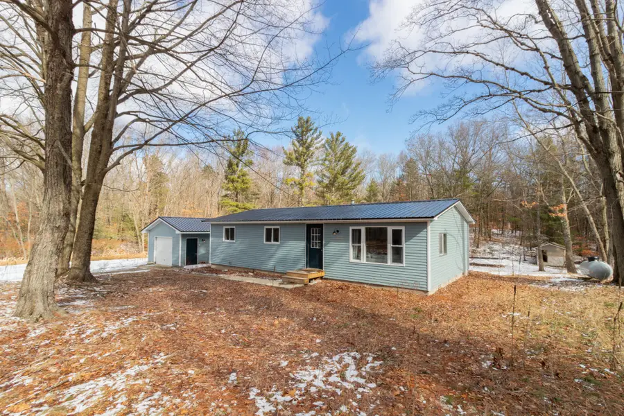 9848 90th Avenue, Mecosta, MI 49332 - #2