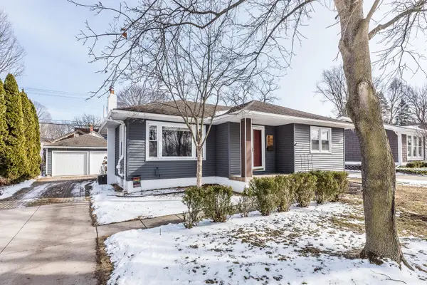 731 Taylor Street, Chelsea, MI 48118